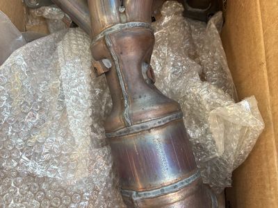 Nissan catalytic converter