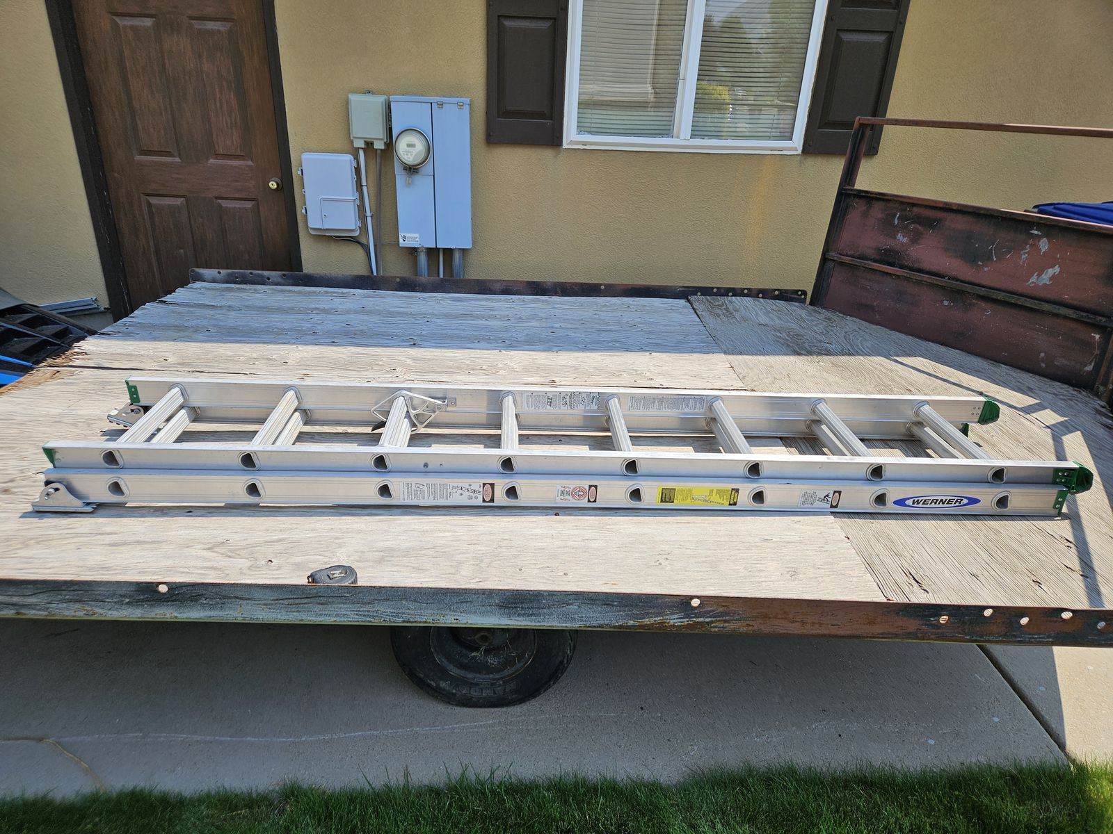 16 ft. Aluminum Extension Ladder