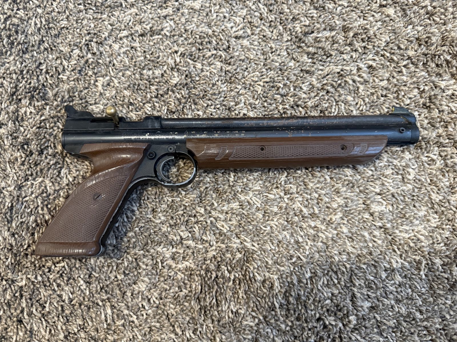 Crosman Model 1377 American Classic .177 Caliber Pellet Air Pistol