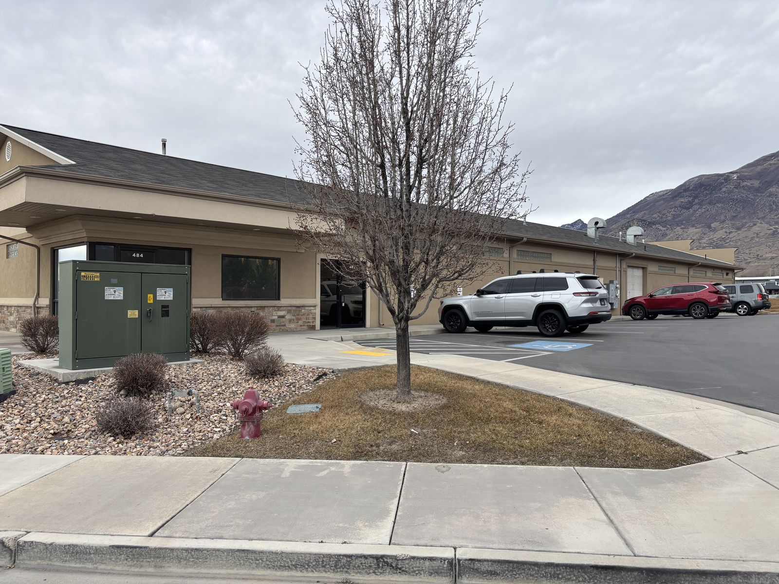 Office/Warehouse available - Pleasant Grove