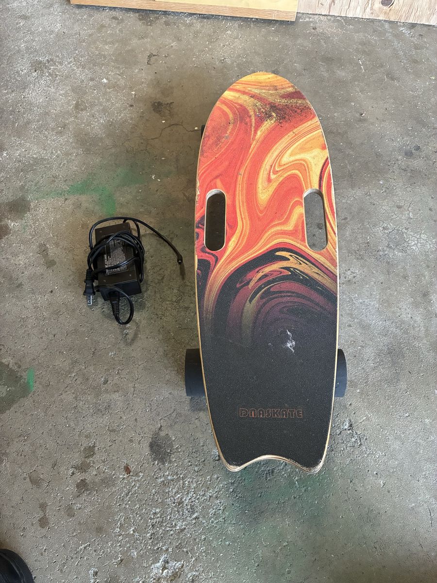 DNA skate electric skateboard