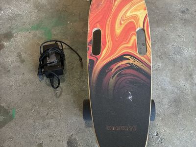 DNA skate electric skateboard