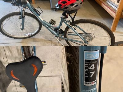 Women’s 3 speed Diamondback Serene bicycle