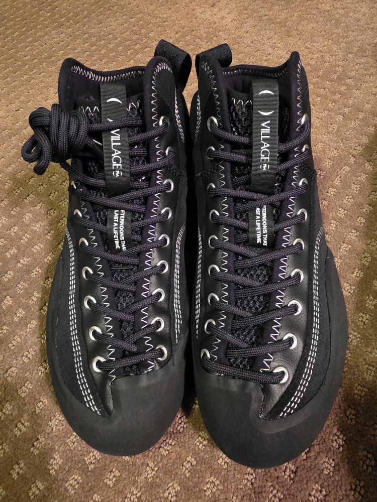 Approach shoes