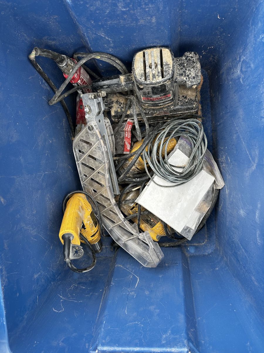 Assorted Power Tools - Craftsman Router, DeWalt Oscillating Tool & More