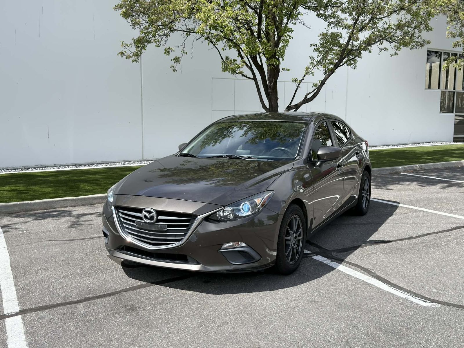 2015 MAZDA MAZDA3 i Sport