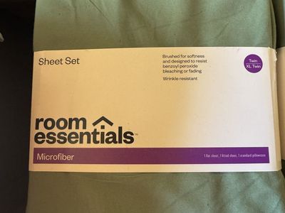 Room essentials Twin/Twin XL, Queen sheet set