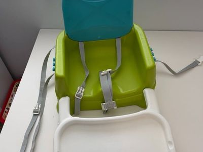 Fisher-PriceTM Feeding Booster Seat for Toddlers, Adjustable Tray, Portable High Chair