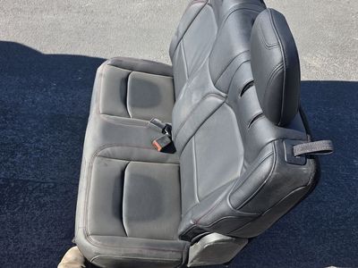 2020 jeep wrangler rear seat