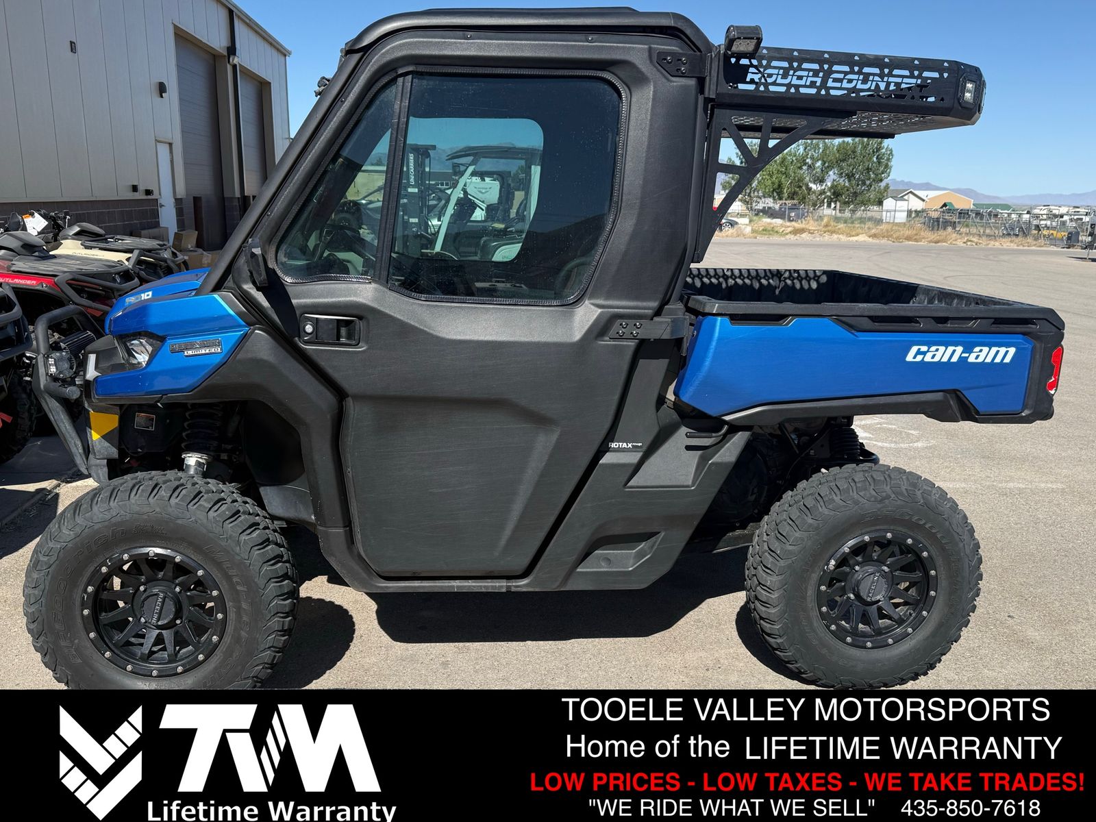 2021 Can-Am Defender Limited HD10