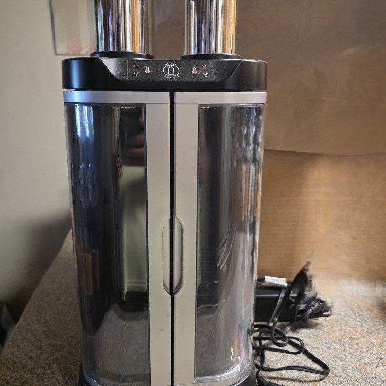 EuroCave Wine Art Dual Bottle Wine Chiller and Preserver System