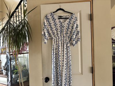 New Off White & Blue Dress Sz XS