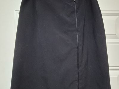 Worthington Stretch Black Skirt 6