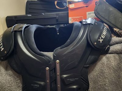 Xenith Velocity Pro Light Shoulder Pads (XL Adult)