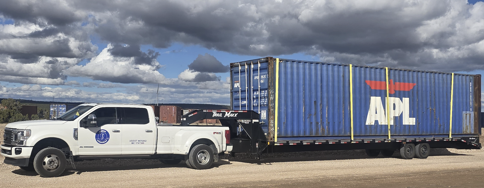 2025 TrailMaxx 40ft Gooseneck Trailer