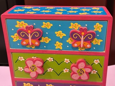 Girls Jewelry Box