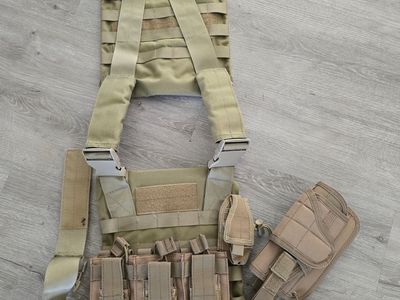 Coyote Tan tactical plate carrier vest