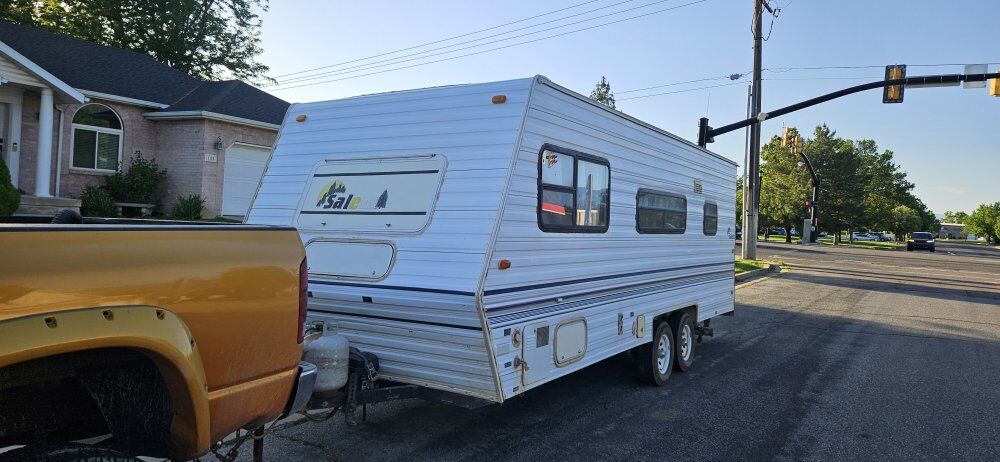 1999 Forest River Salem 24 ft