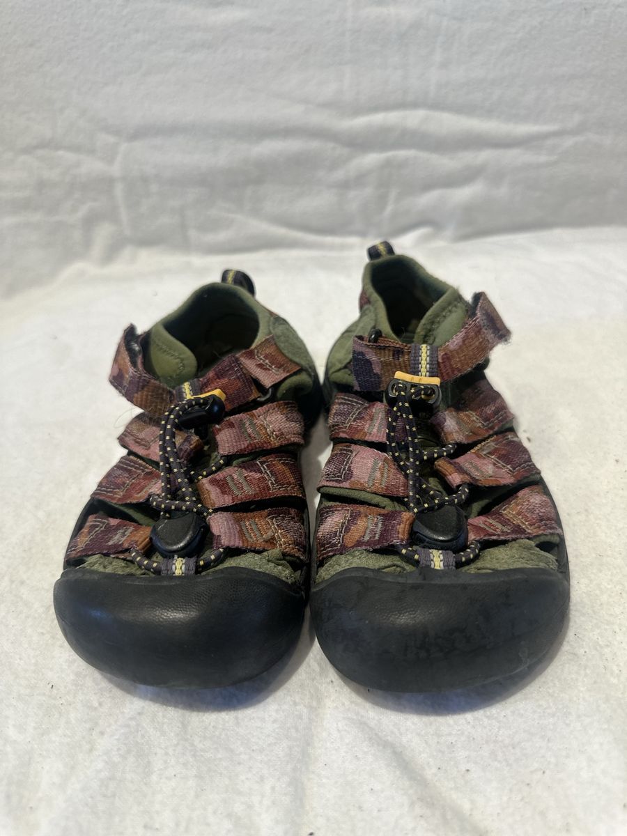 Keen toddler, 13 camo/olive green WP hiking sandal