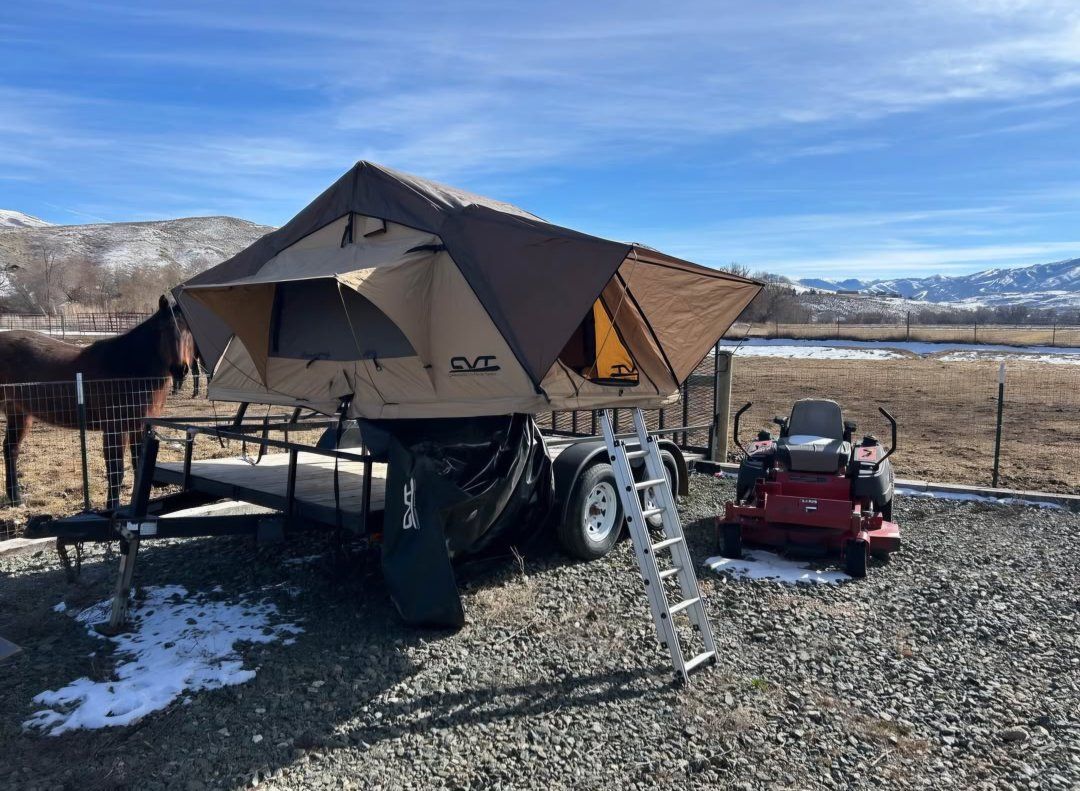 CVT Pioneer Softshell Rooftop Tent with Annex