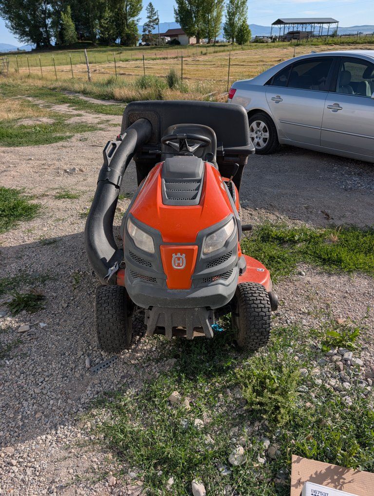 Husqvarna Riding Lawn Mower 22 hp