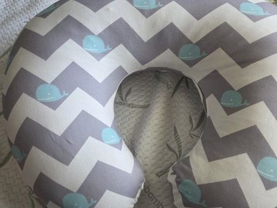breastfeeding pillow