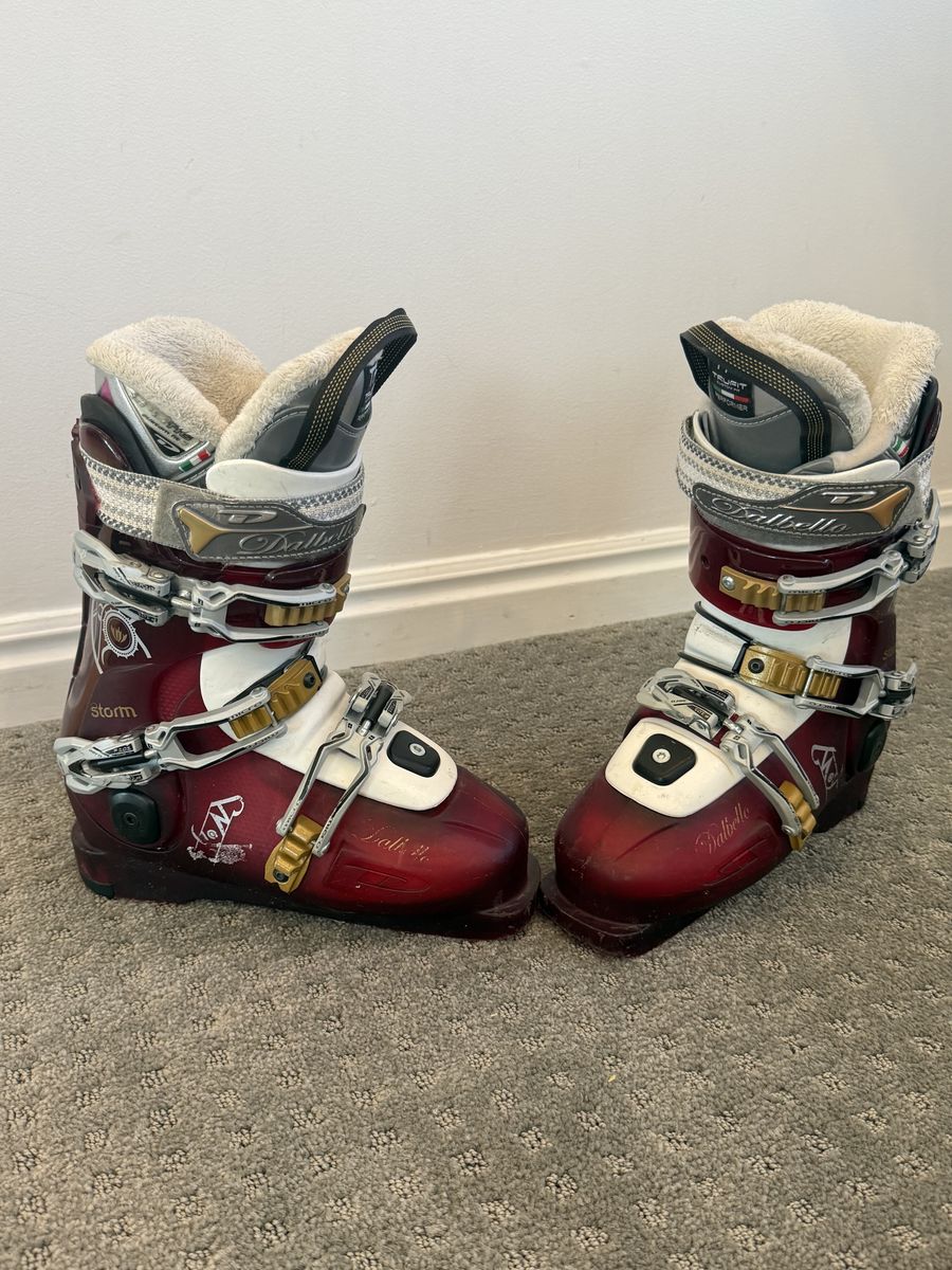 Dalbello Storm / Krypton ski boot 23.5