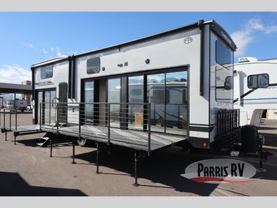 New 2026 Forest River RV Cherokee Timberwolf Black Label 27MDKBL