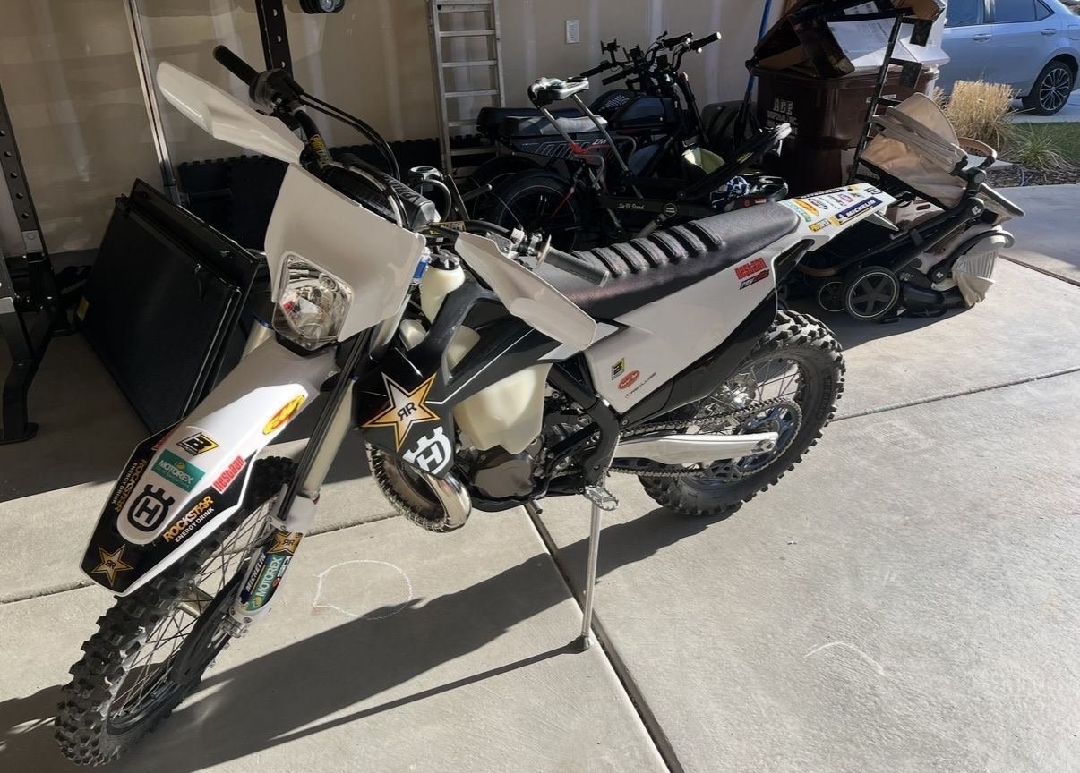 2022 Husqvarna TE 300i 