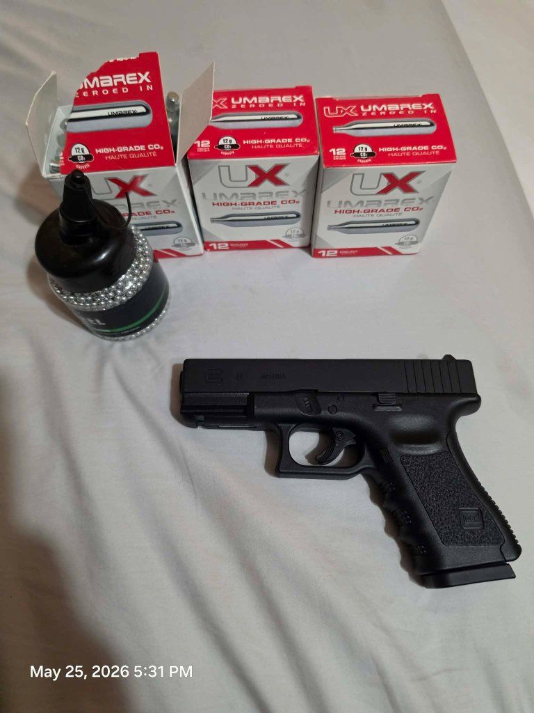 Airsoft Pistol