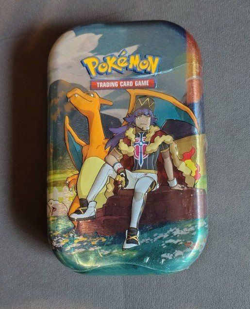 Pokémon Crown Zenith Charizard Mini Tin Pokemon