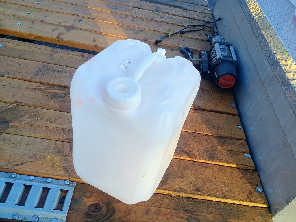 5 Gallon Plastic Utility Jug Water/Fluid Container Container
