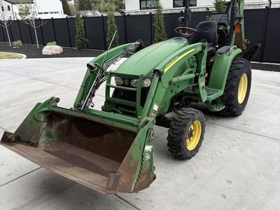 John Deere 3720
