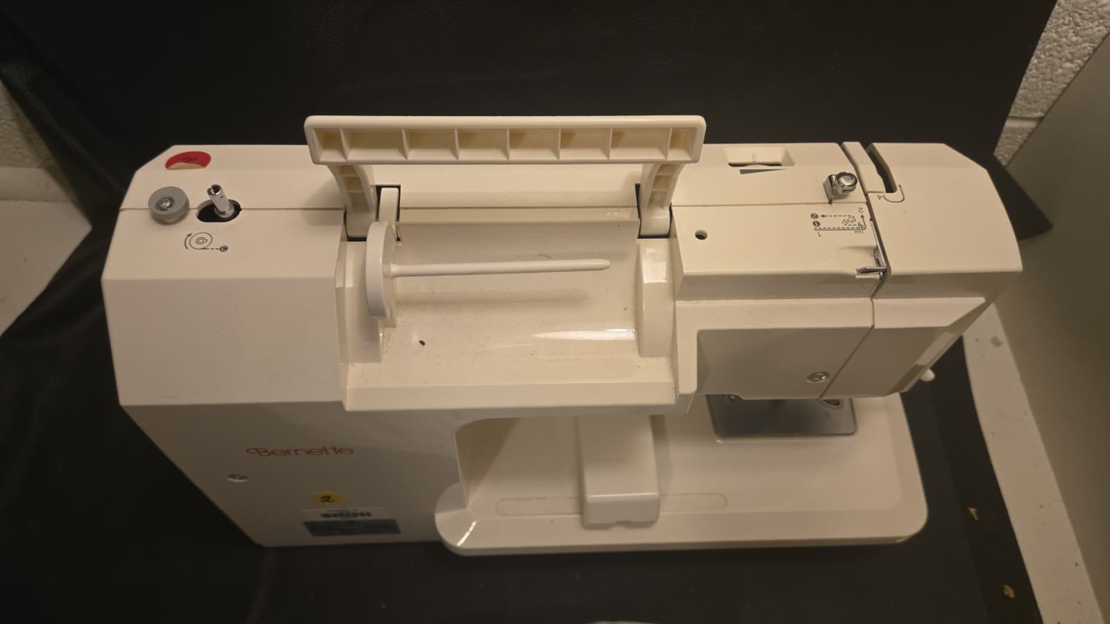 Main image 3