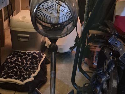 Professional Standing Bonnet Hair Dryer on Rolling Base