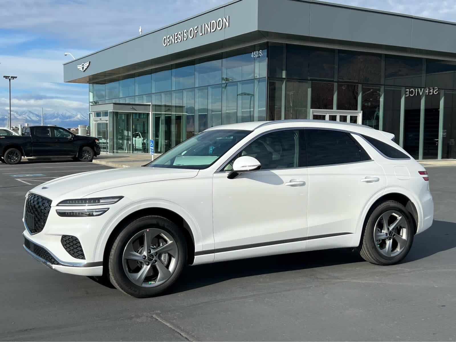 2026 Genesis GV70 2.5T Standard