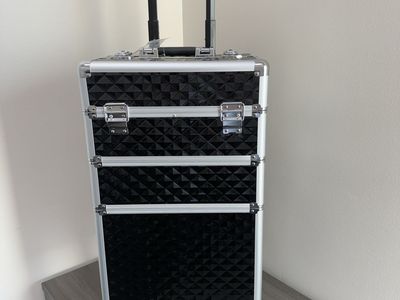 Rolling Makeup Train Case 3-in-1