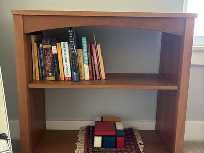 Wooden cherry finish bookcase, 2-Shelves - Good Condition
