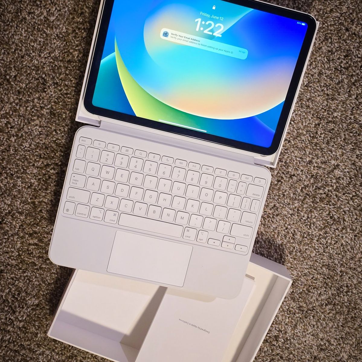 Like New 10th Gen IPad + Keyboard