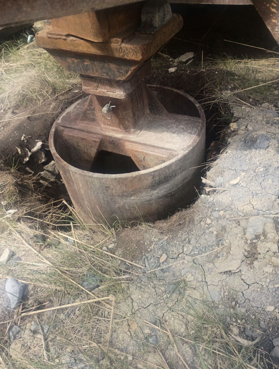 Main image 6