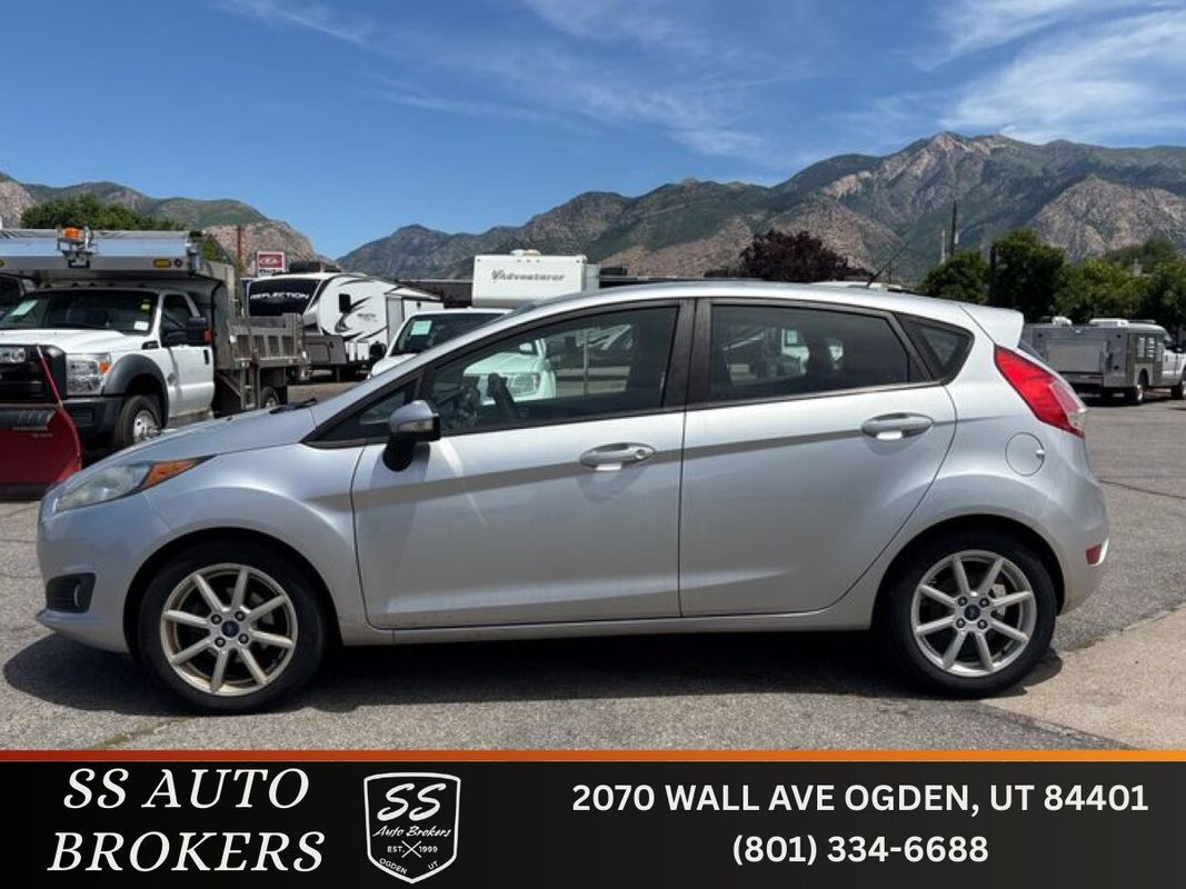 2015 Ford Fiesta SE