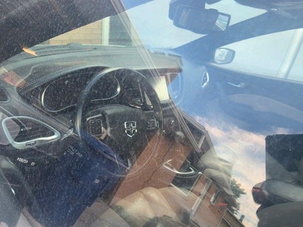 Main image 7