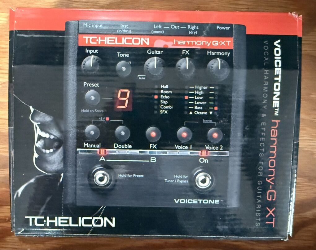 TC Helicon Harmony G XT Guitar Pedal