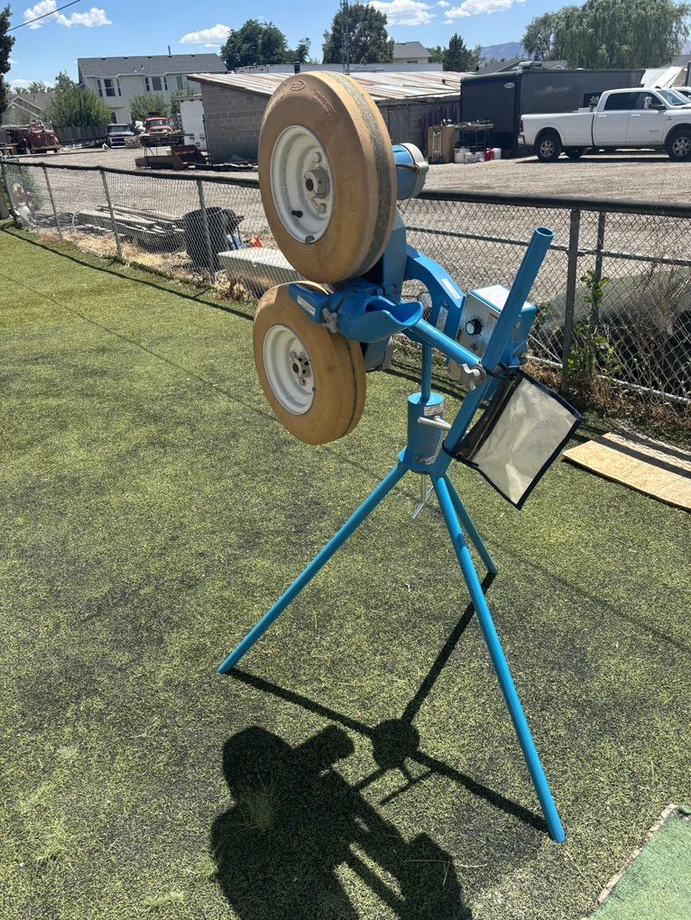 Jugs 2 Wheel PItching Machine
