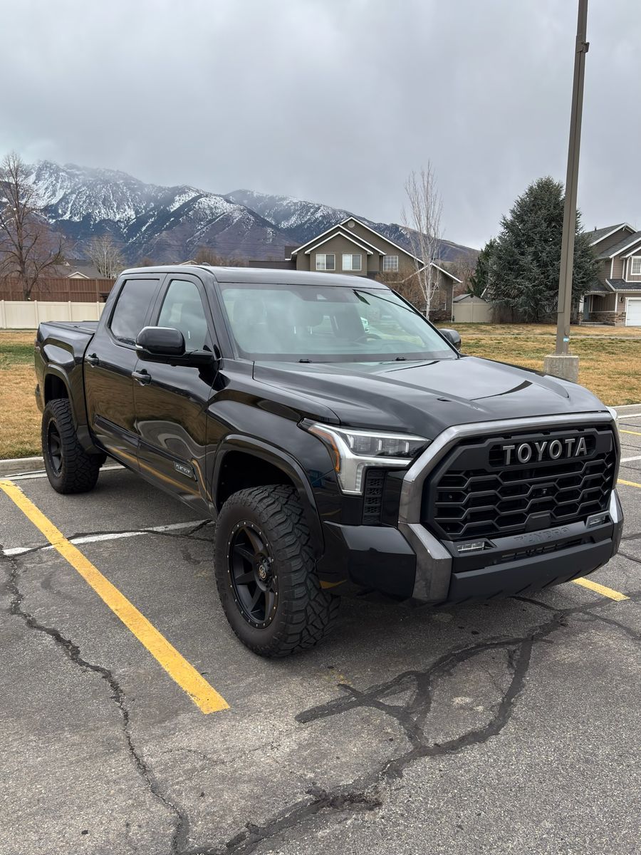 2023 Toyota Tundra Platinum