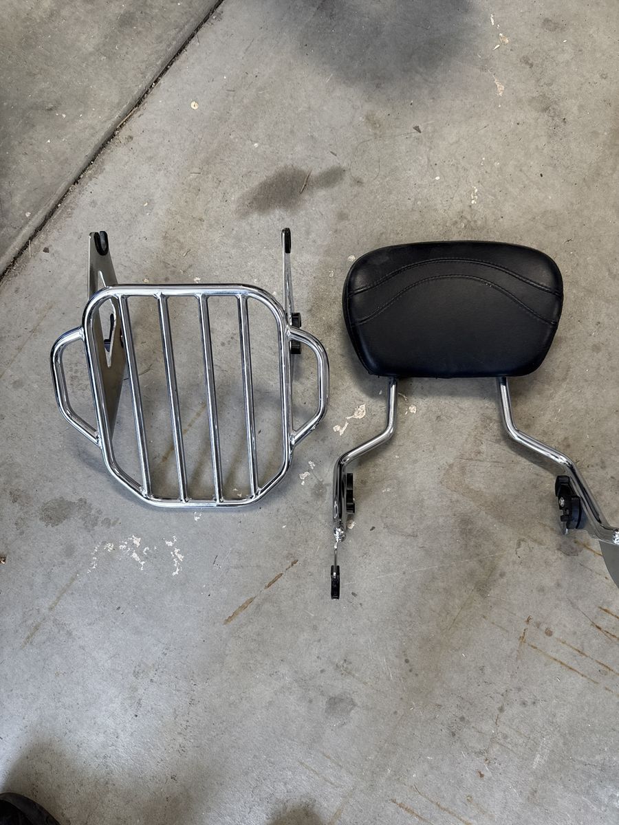 Motorcycle Passenger Backrest Sissy Bar with Luggage Rack - Black Pad, Chrome Finish Harley 2013 roadking