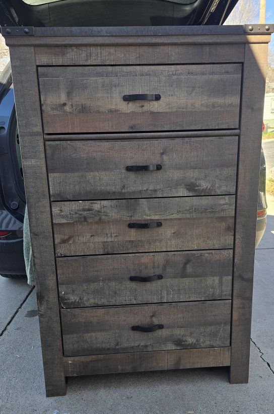 5 Drawer Dresser