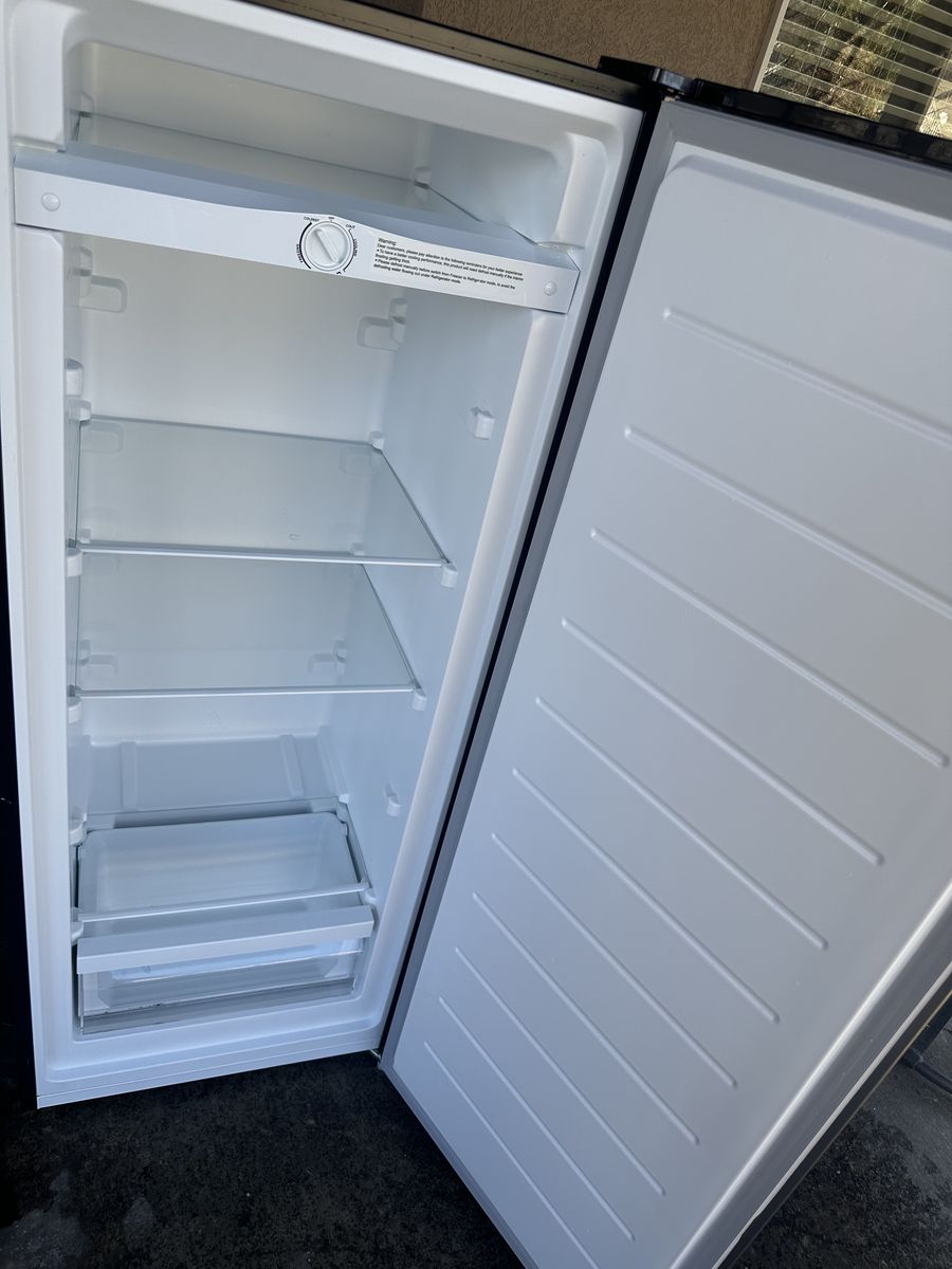 Mini Fridge/Freezer
