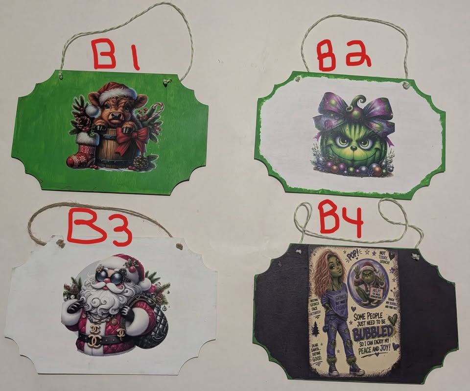 Door/Wall Hangers: (Several Listed)