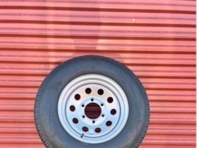 Set of 2 Free Country ST 225/75 D 15. Trailer Tires Mounted on New Silver Mod Wheels Brand New Never Used 6 Lug